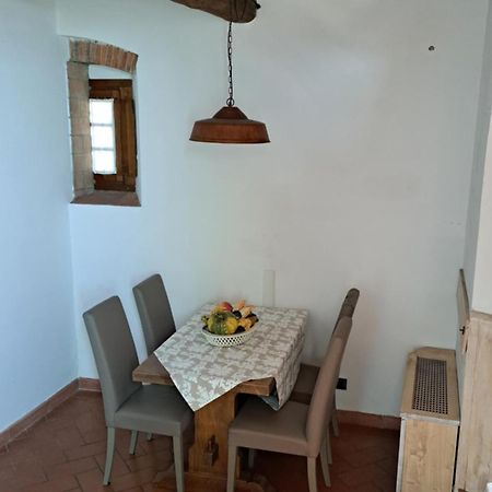 Affittacamere Adri Uzzano Zewnętrze zdjęcie